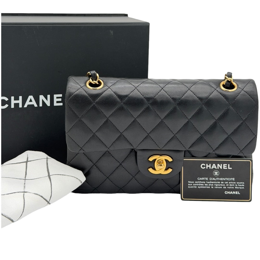 Chanel Classic Flap 11.12 Small
