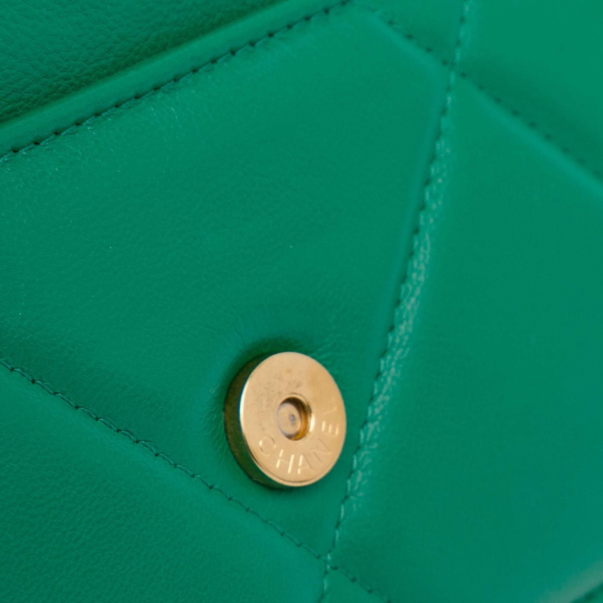 Chanel Borsa Chanel 19 Woc verde Borse