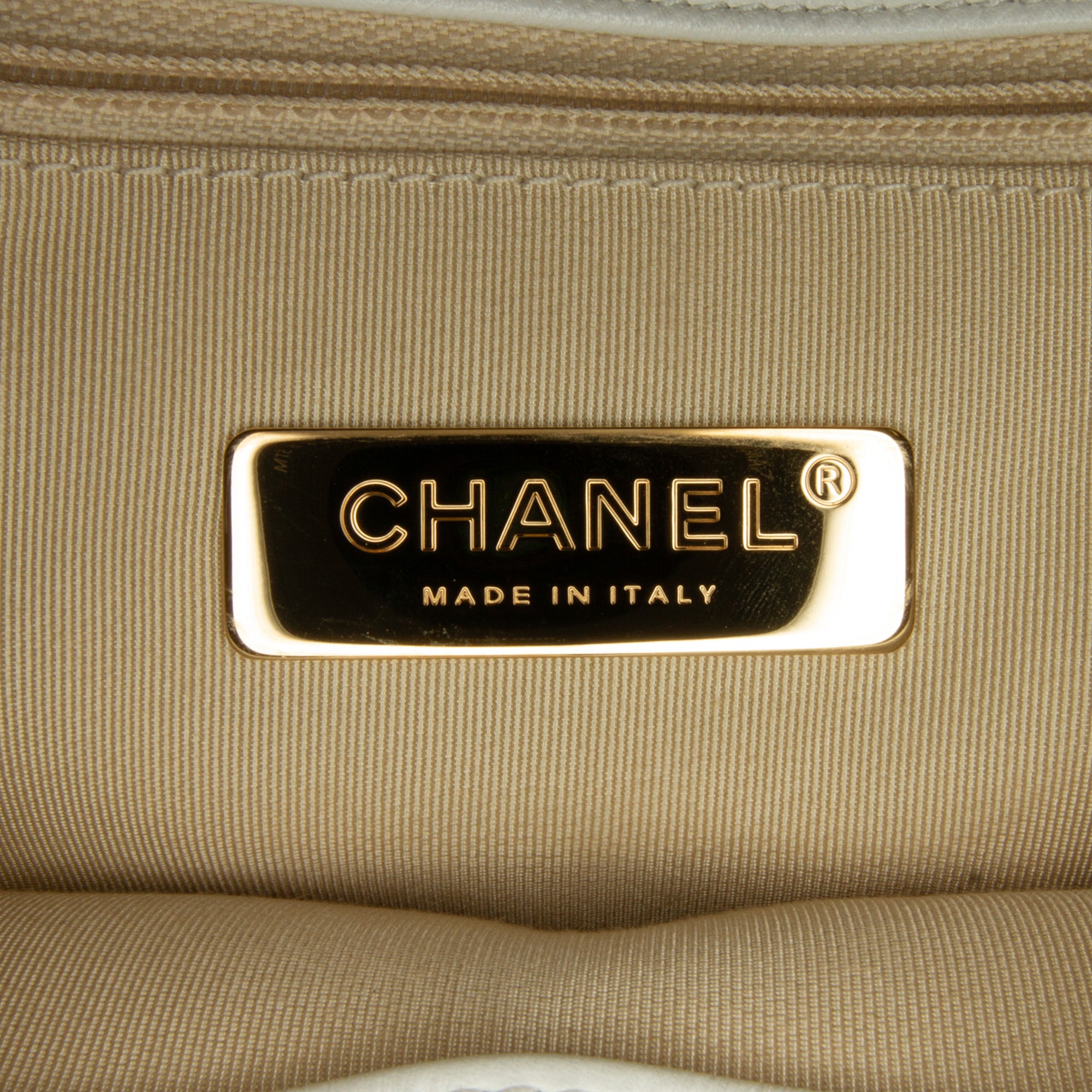 Chanel Borsa Chanel 19 bianco ghiaccio Borse