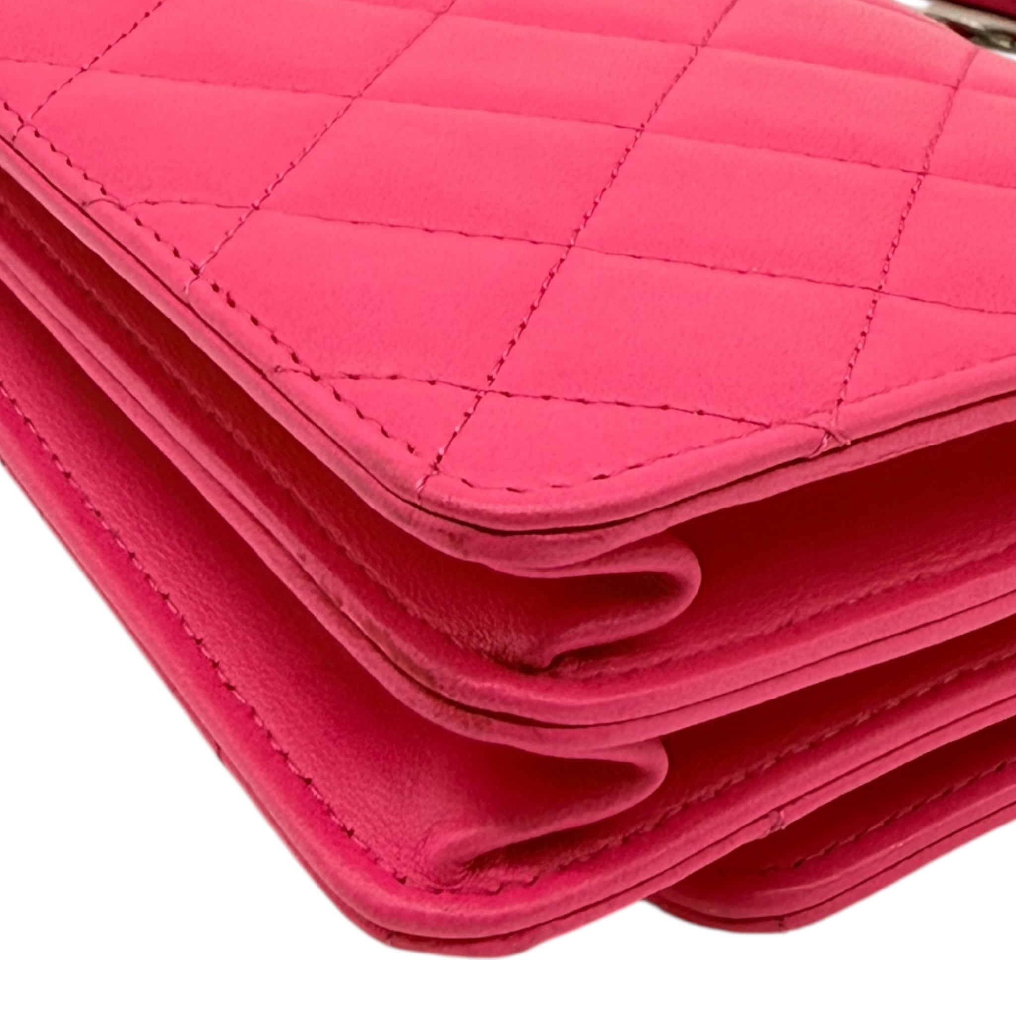 Chanel Chanel Woc Turnlock Fucsia Borse, Novità, Prodotti