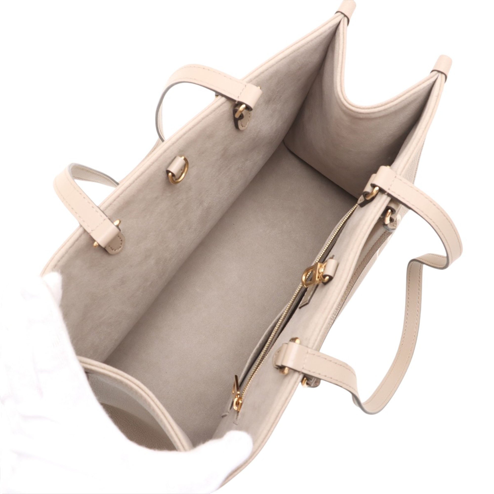 Louis Vuitton OnTheGo MM