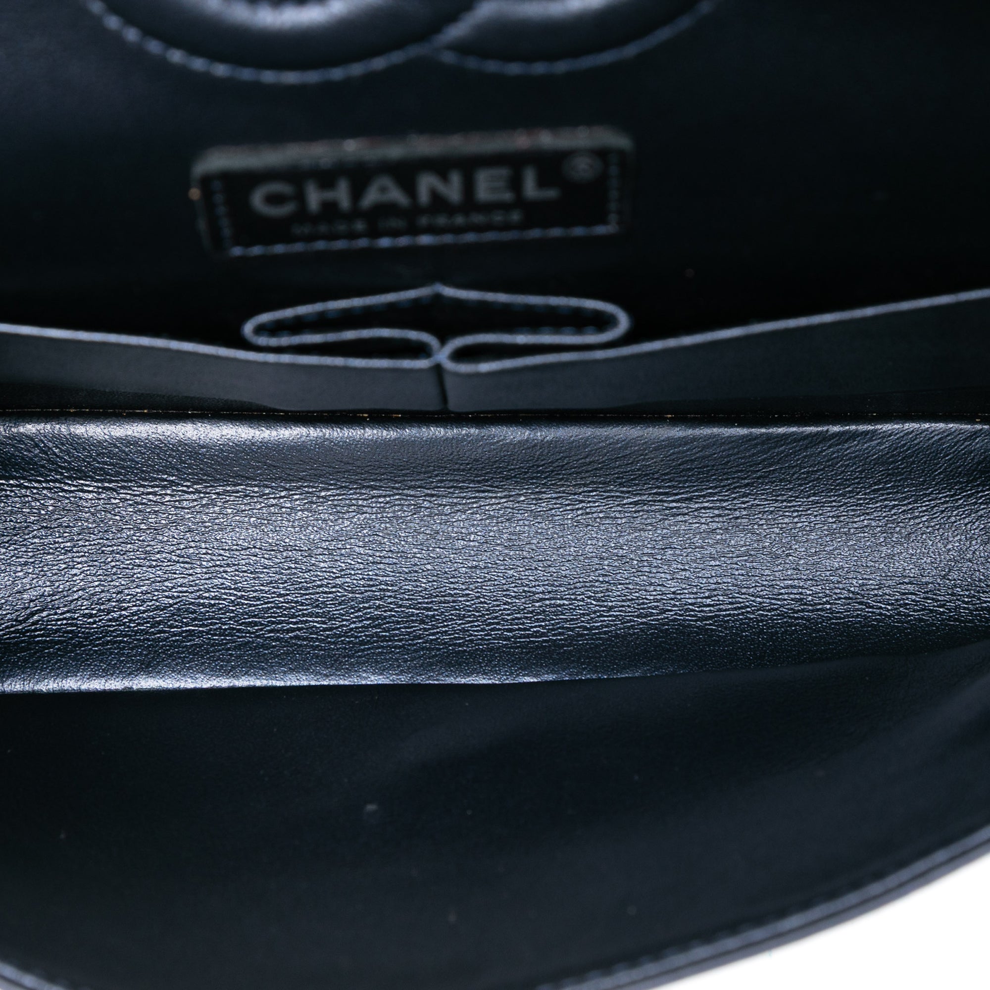 Chanel Chanel Classica Media Blu Scuro Iridescente Borse, Novità, Prodotti