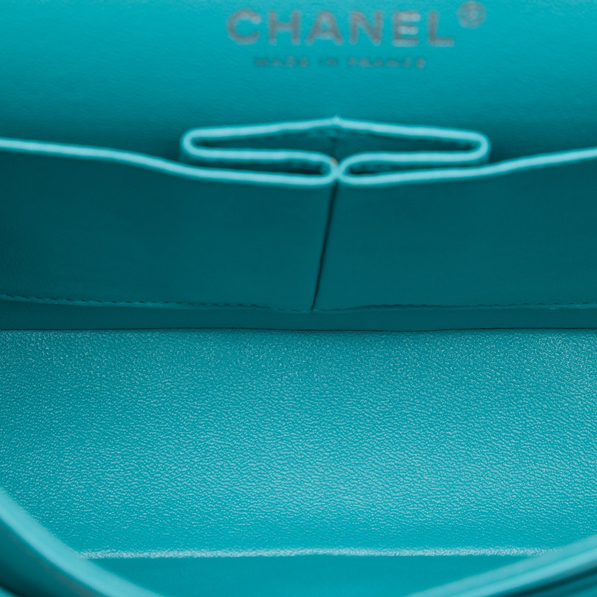 Chanel Classic 11.12 media turchese