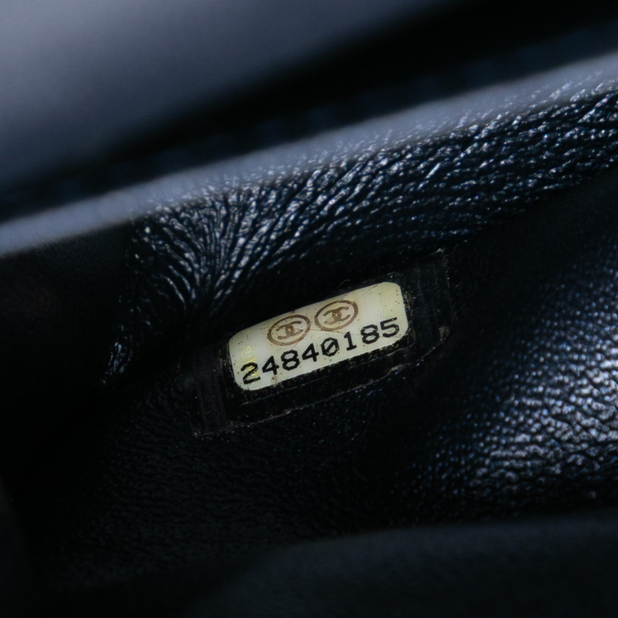Chanel Chanel Classica Media Blu Scuro Iridescente Borse, Novità, Prodotti