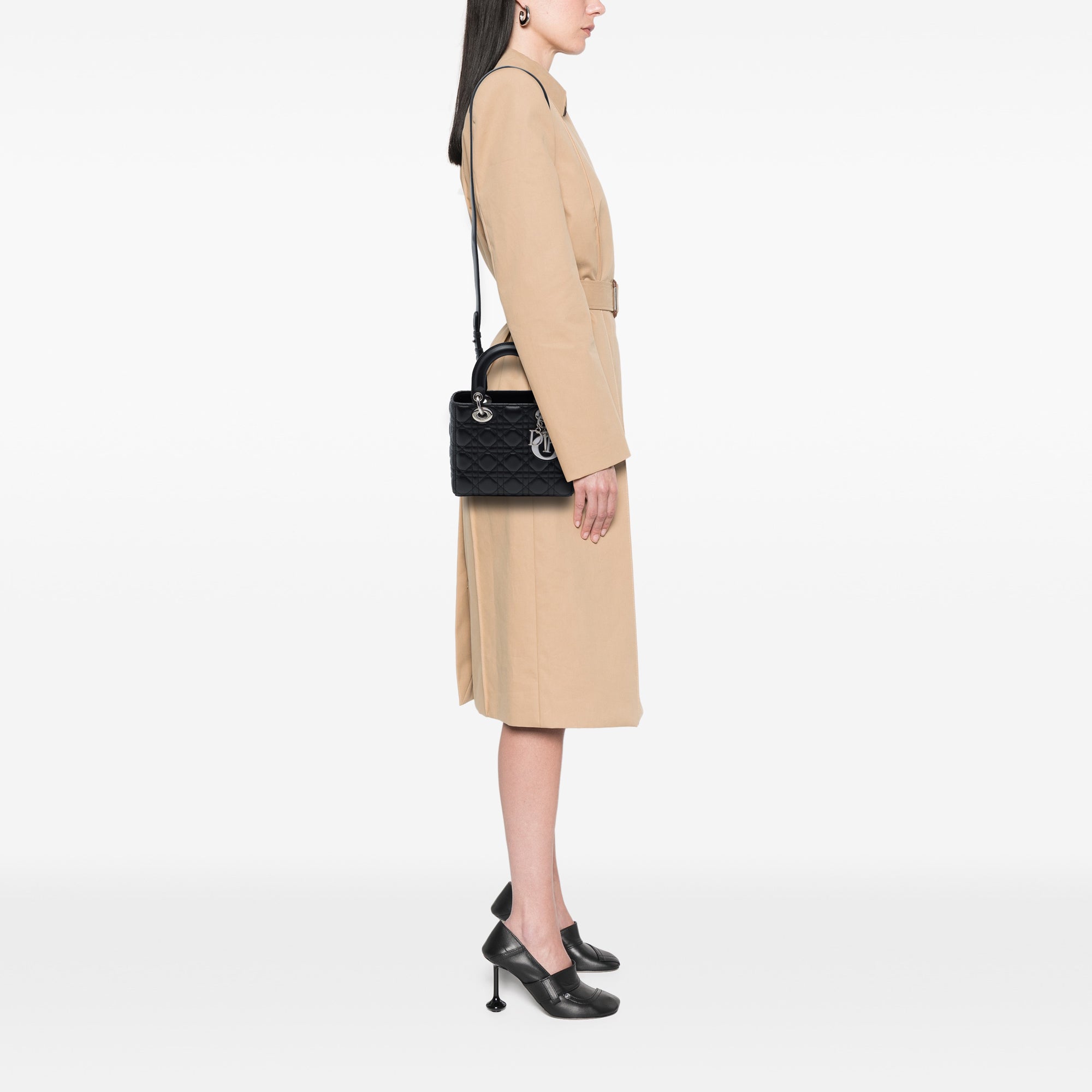 Dior Small Lady Dior Cannage in Agnello Nero