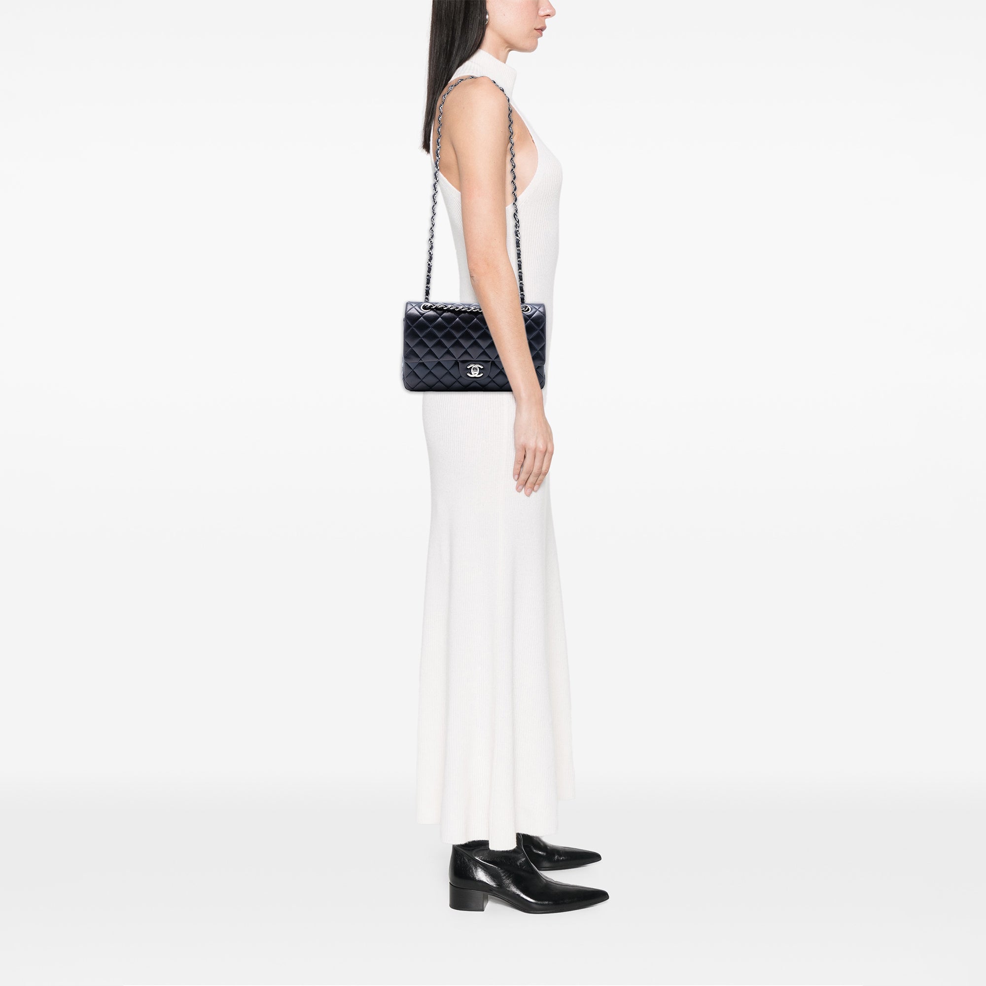 Chanel Chanel Classica Media Blu Scuro Iridescente Borse, Novità, Prodotti