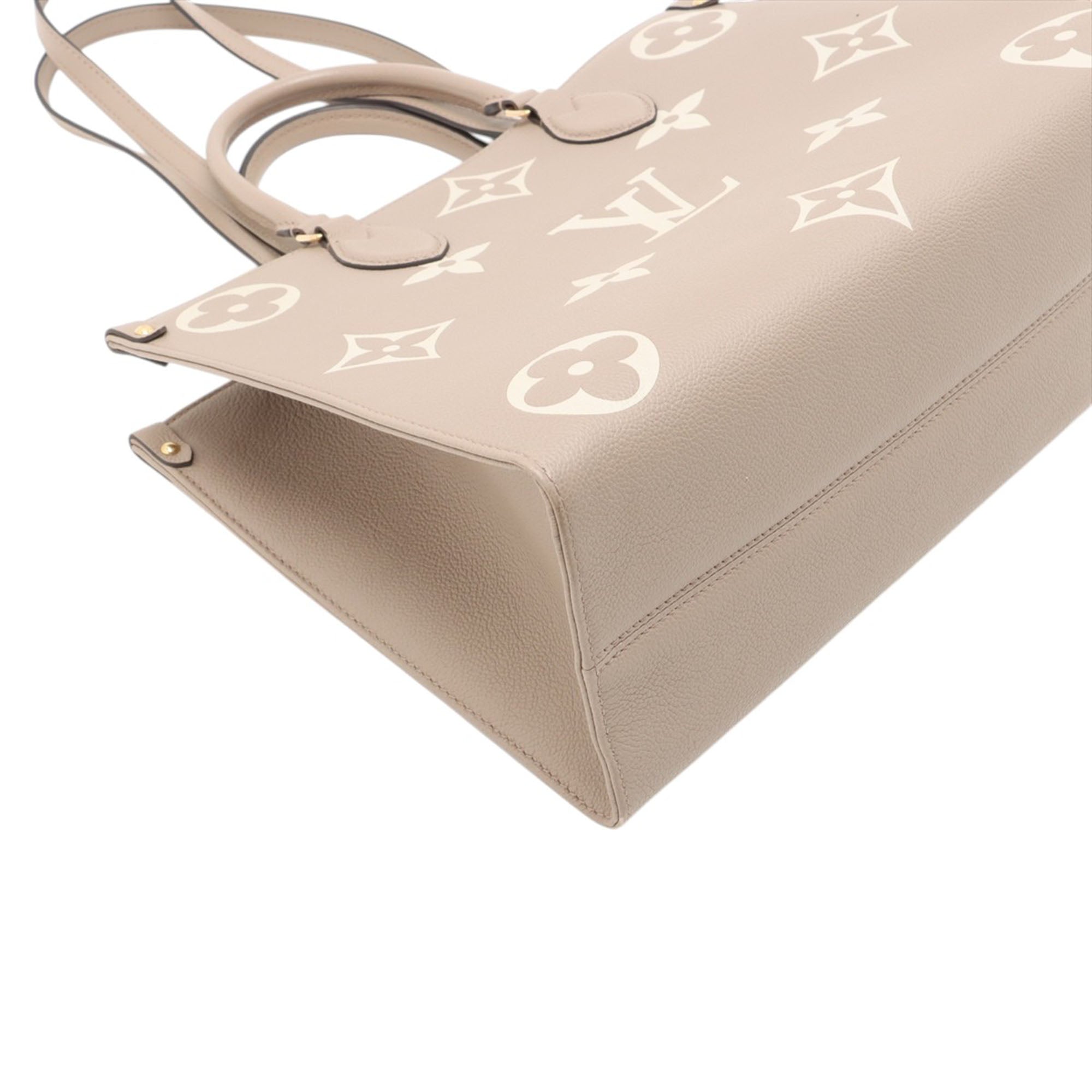 Louis Vuitton OnTheGo MM