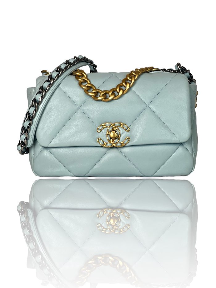 borsa Chanel 19 light blue