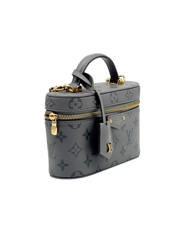 LOUIS VUITTON Pochette Vanity