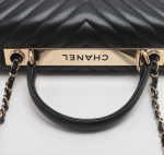 Chanel Trendy CC Chevron Medium