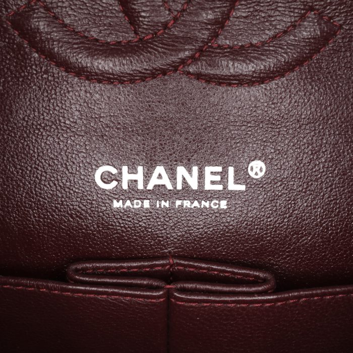 Chanel Classica media nera caviar